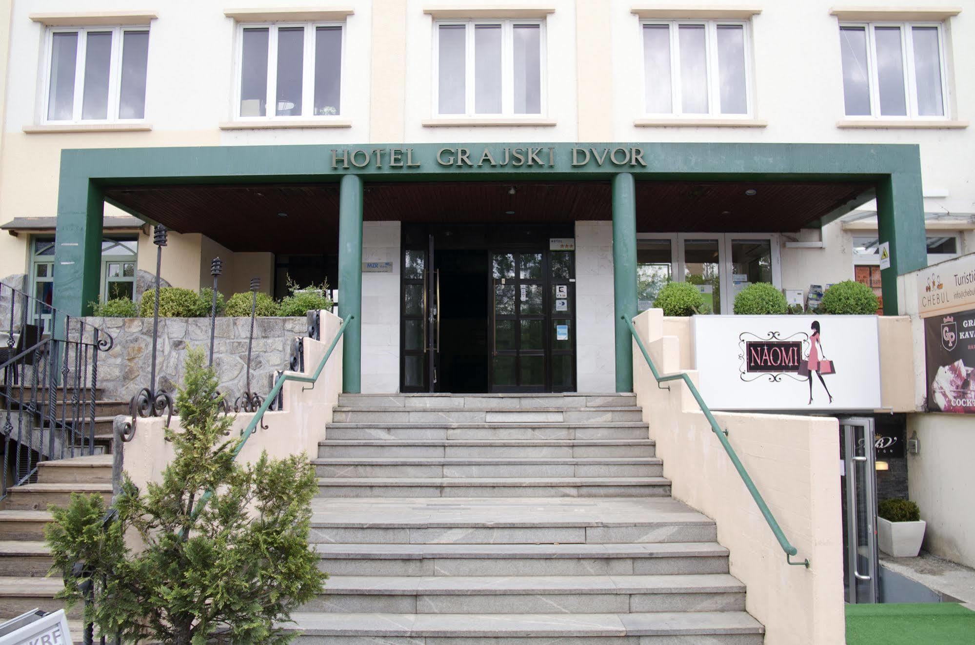 Grajski Dvor Radovljica Exterior foto