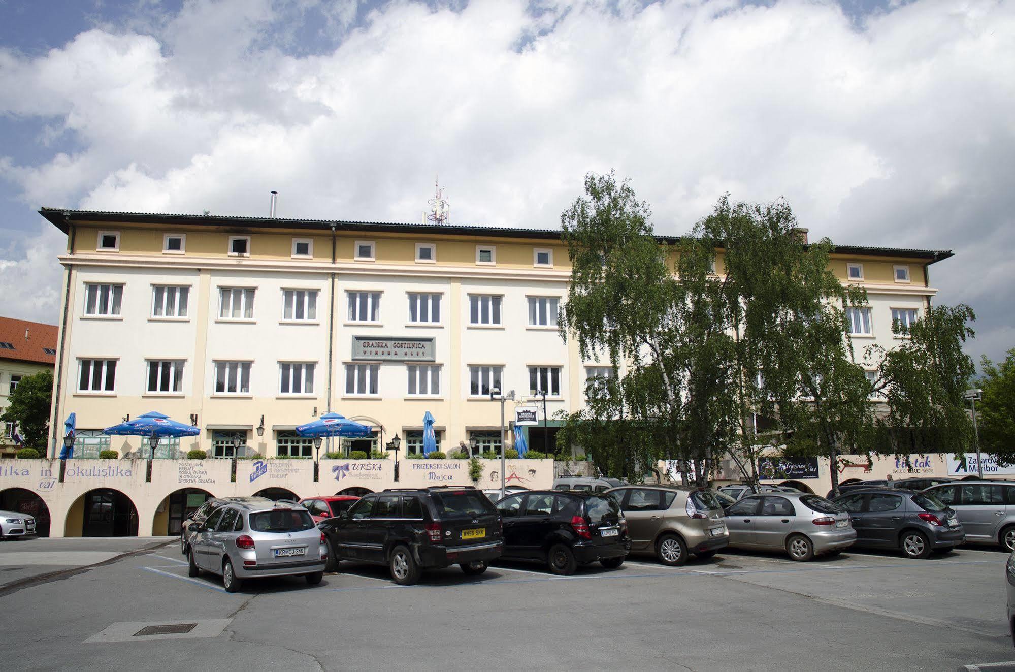 Grajski Dvor Radovljica Exterior foto